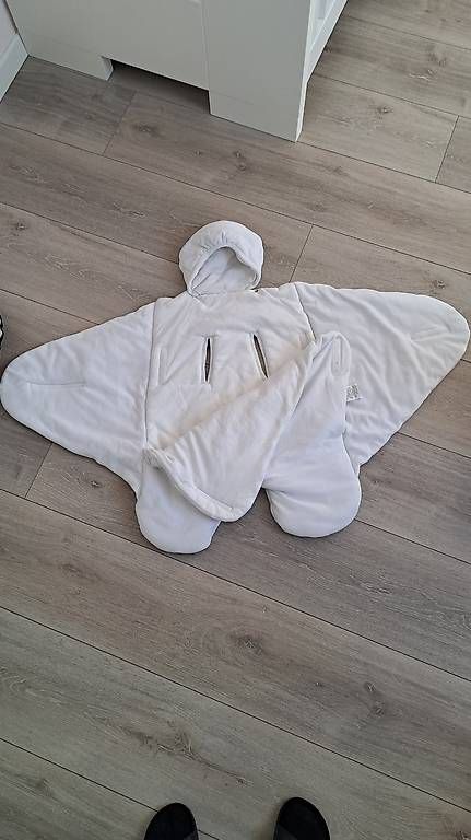 Coperte: Babyschale Umschlagdecke  – Usato da Grenchen venduto da gerrard10