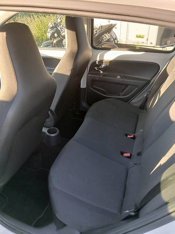 Automobili: VolksWagen UP! Excellent état  – Usato da Attalens venduto da mmm_5yp6 4