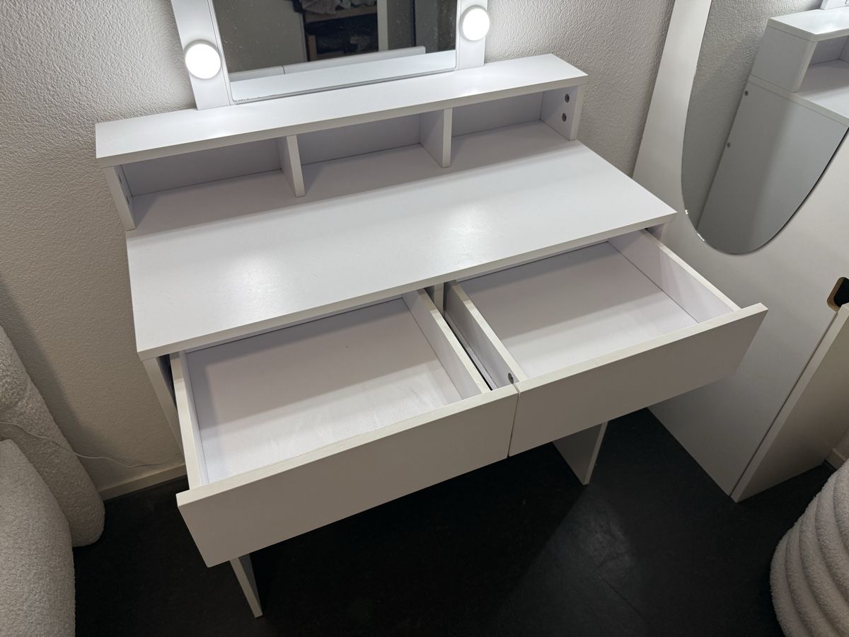Schminktische: Schminktisch  – Gebraucht aus Zürich von pripo.belma 3