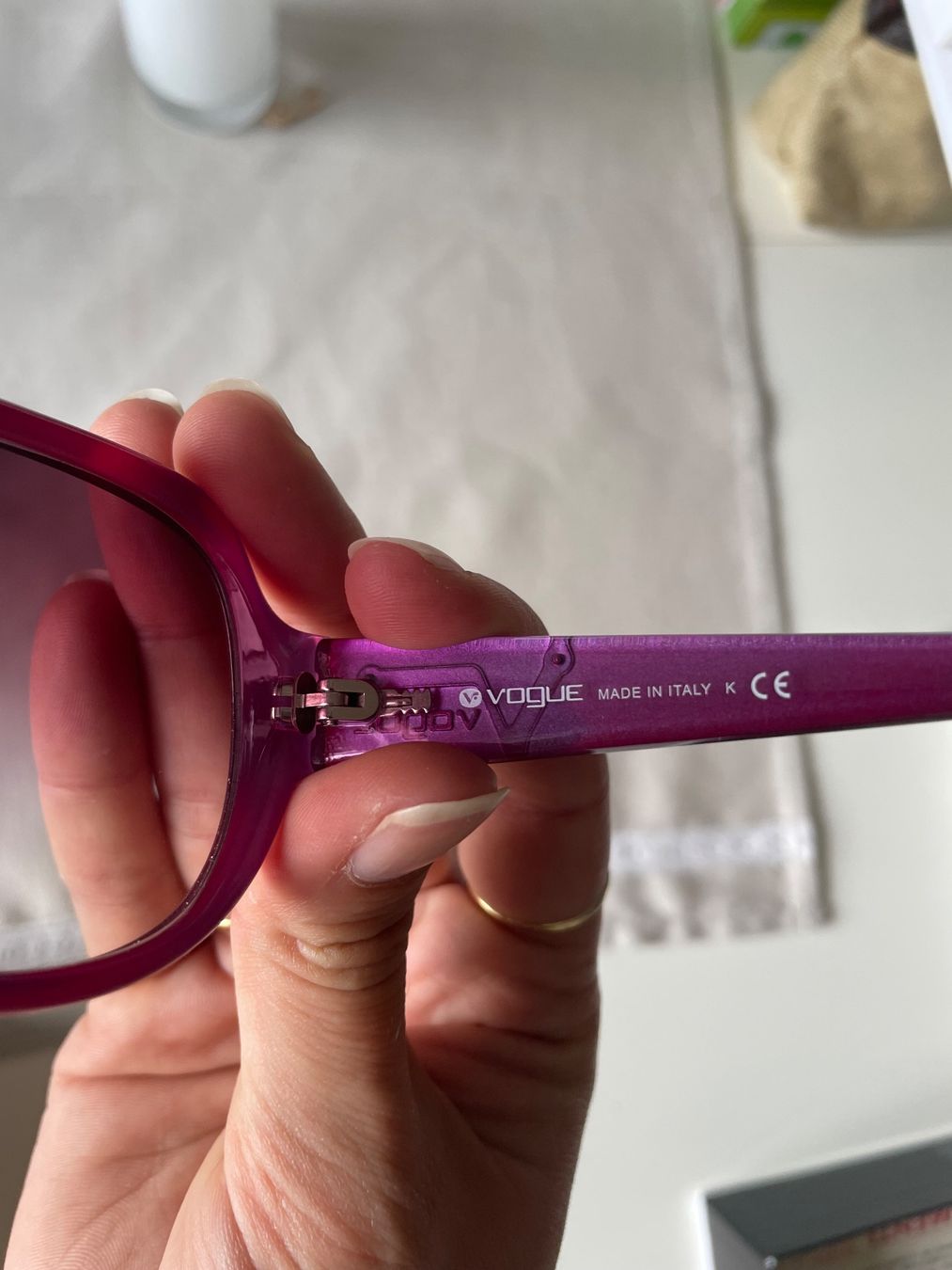 Occhiali & Lenti: Lunettes de soleil Vogue – Nuovo (secondo la descrizione) da Genève venduto da sca_j5cs 3