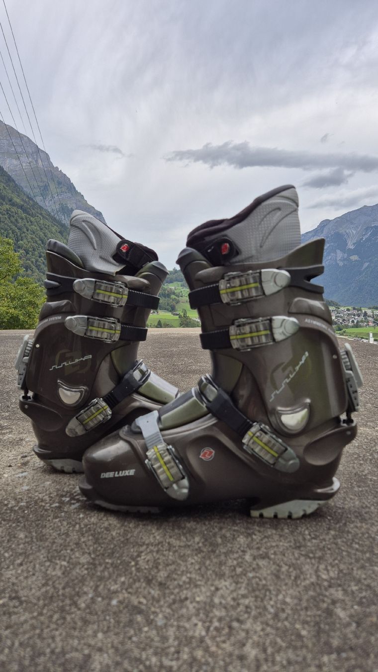 Deeluxe Herrenschuhe: Snowboardschuhe Deeluxe  – Gebraucht aus Haslen GL von marcelscb