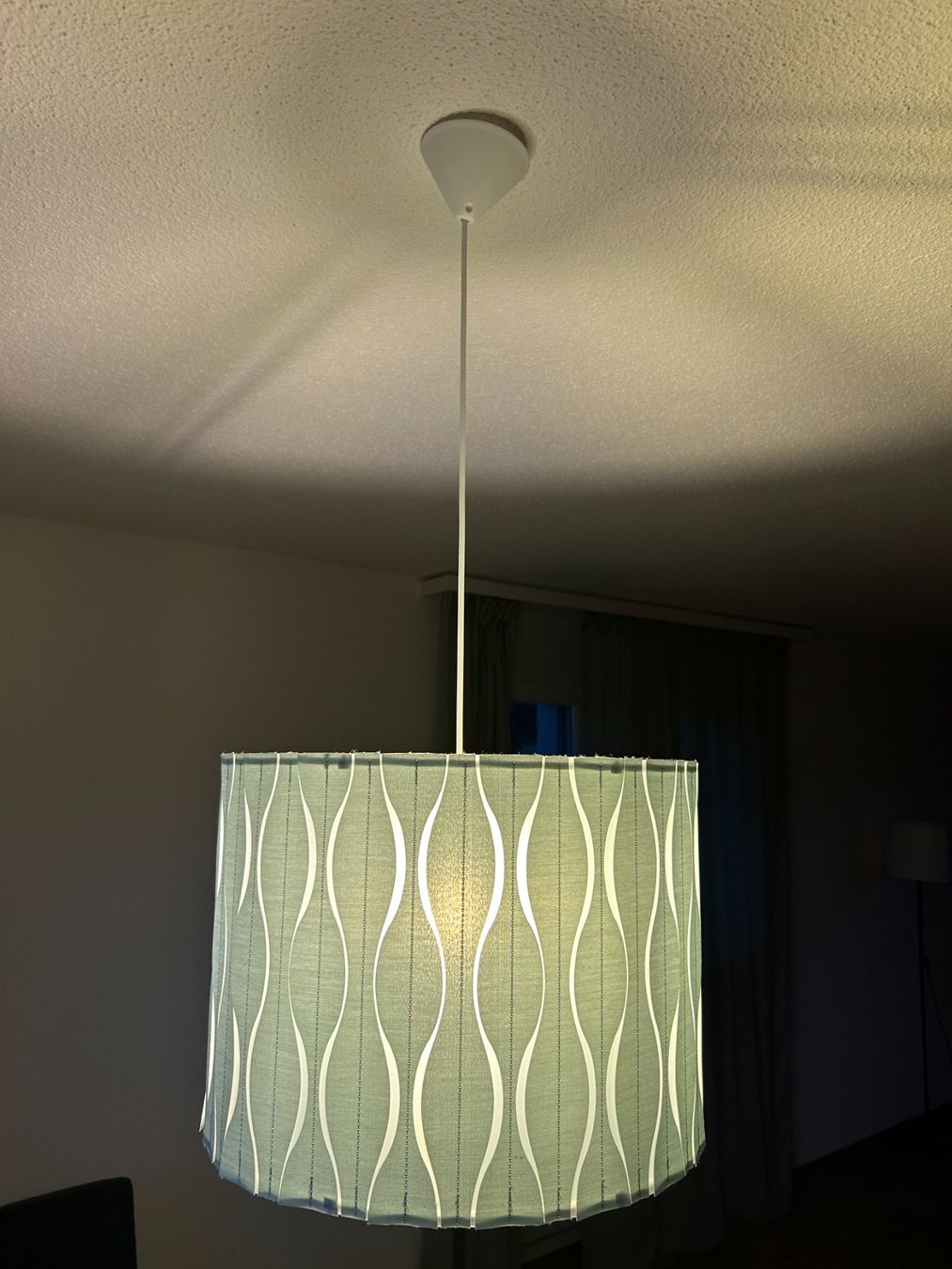 Ikea Paralumi: IKEA Deckenlampe (LÖKNÄS) – Usato da Ebnat-Kappel venduto da tgif18 1