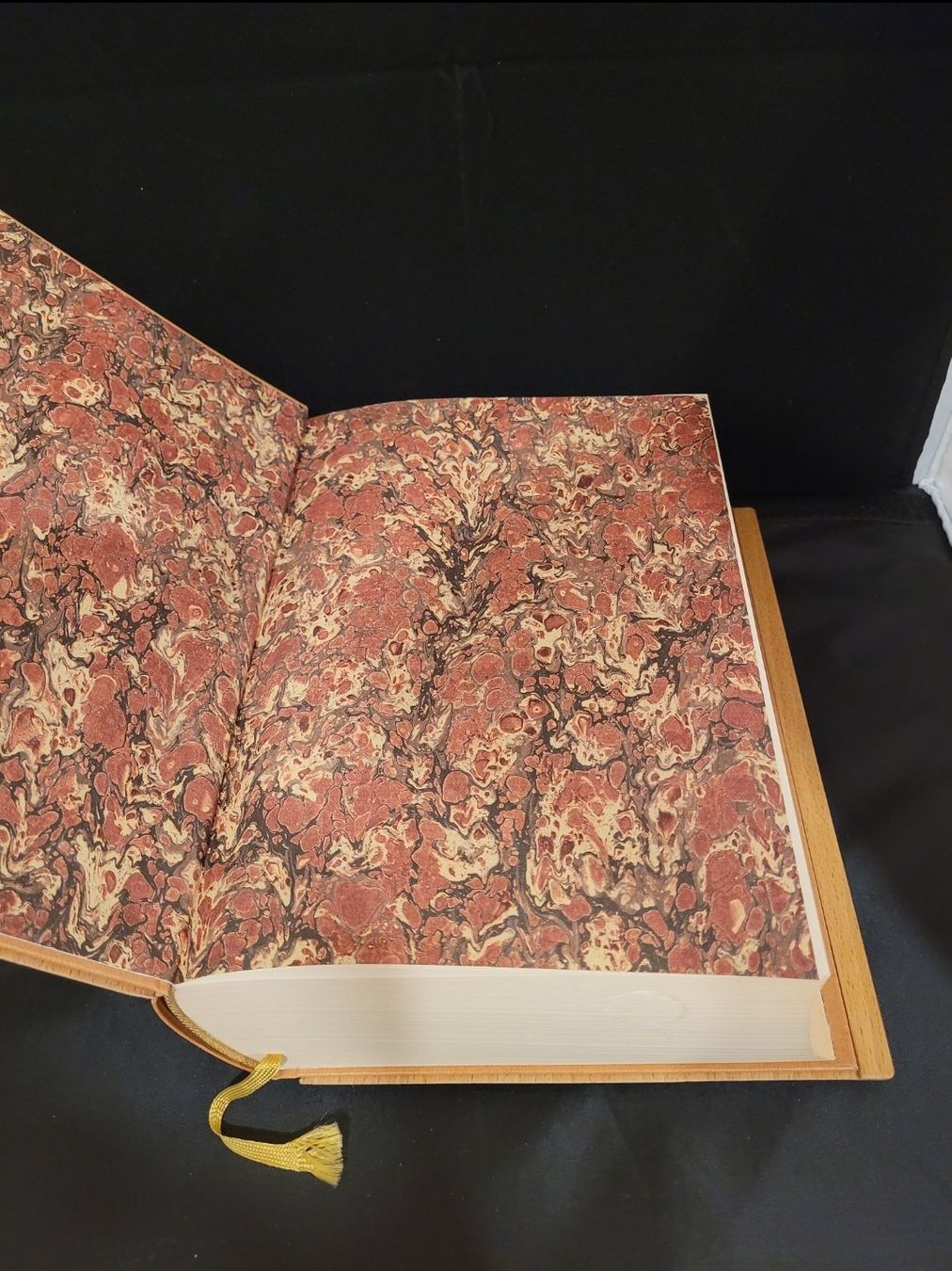 Libri: Familienbibel – Usato da Beromünster venduto da Elektrox 2