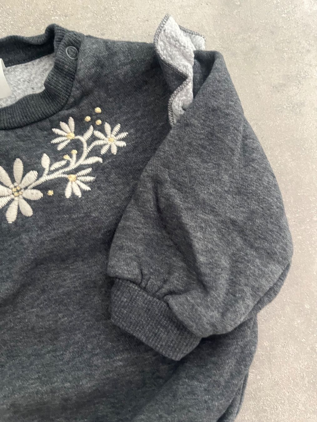 H&M Pullover & Sweatshirts: H&M süsser Winter Pulli, Baby, Pulli, grau, Gr. 68 – Gebraucht aus Mollis von Miss_Dresses 3
