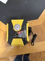 Dunlop Kompressor 12V für Auto Reifen guter Zustand