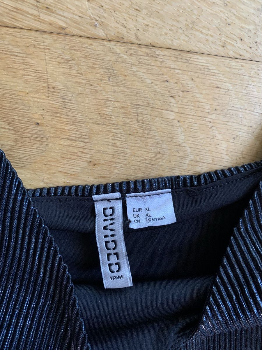 H&M Robes: Kleid schwarz mit Fransen Gr. XL   – D'occasion à Sempach par katzaana3 2