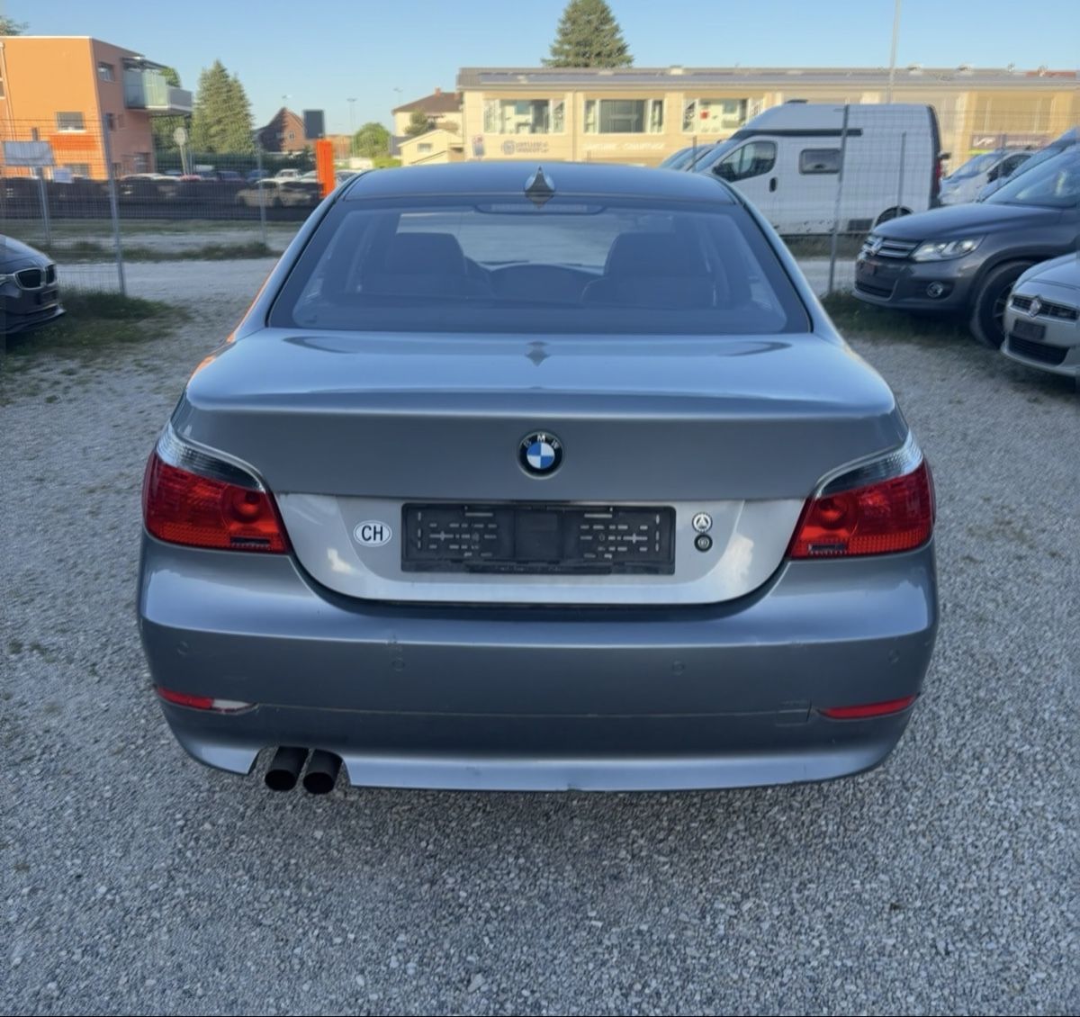 BMW Autos: BMW 530i e60  – Gebraucht aus St-Aubin-Sauges von sho_z9vr 2