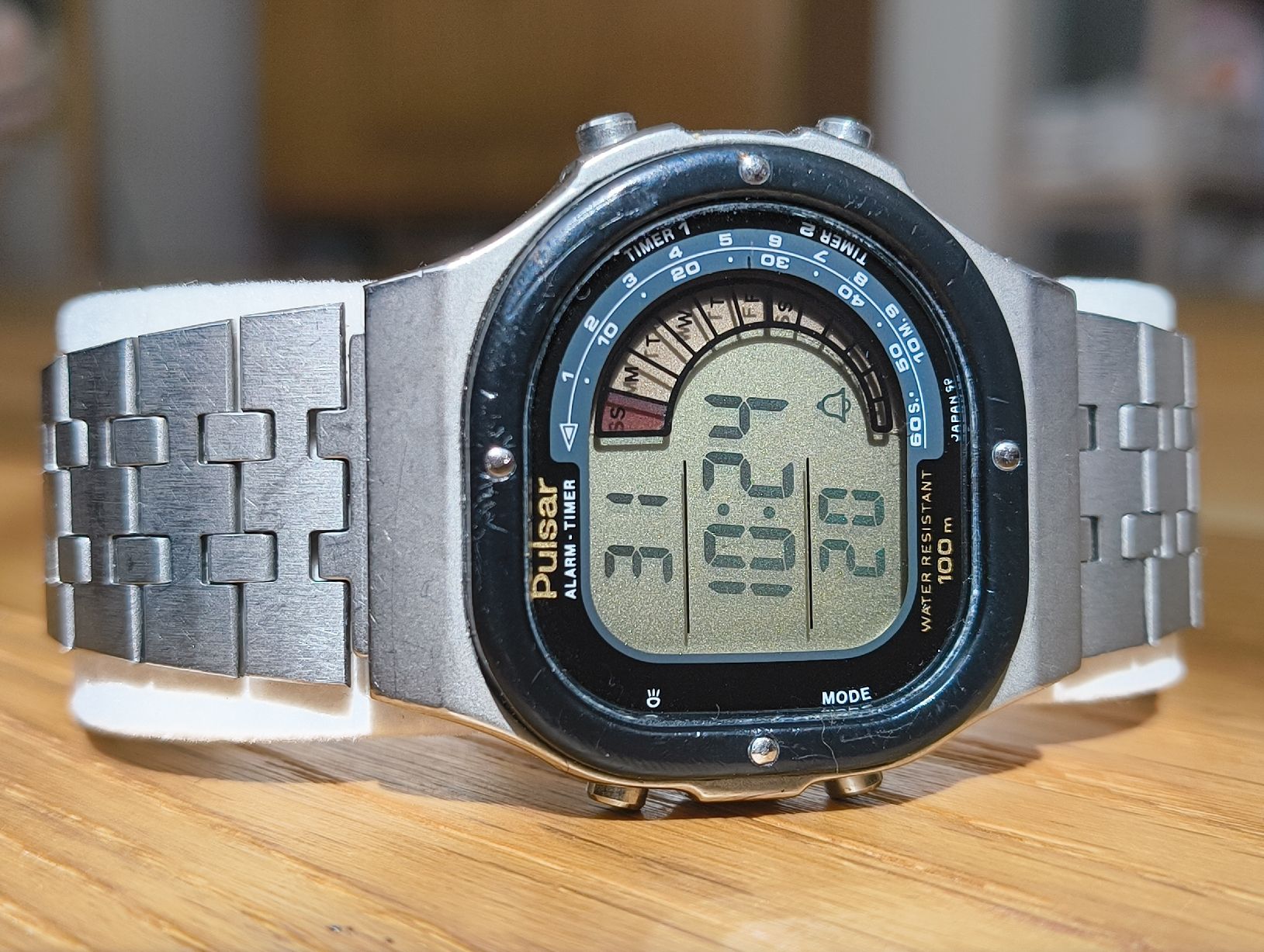 Pulsar Orologi: Vintage Pulsar Digitaluhr Alarm Timer 100m – Usato da Oberwil BL venduto da RetroChrono