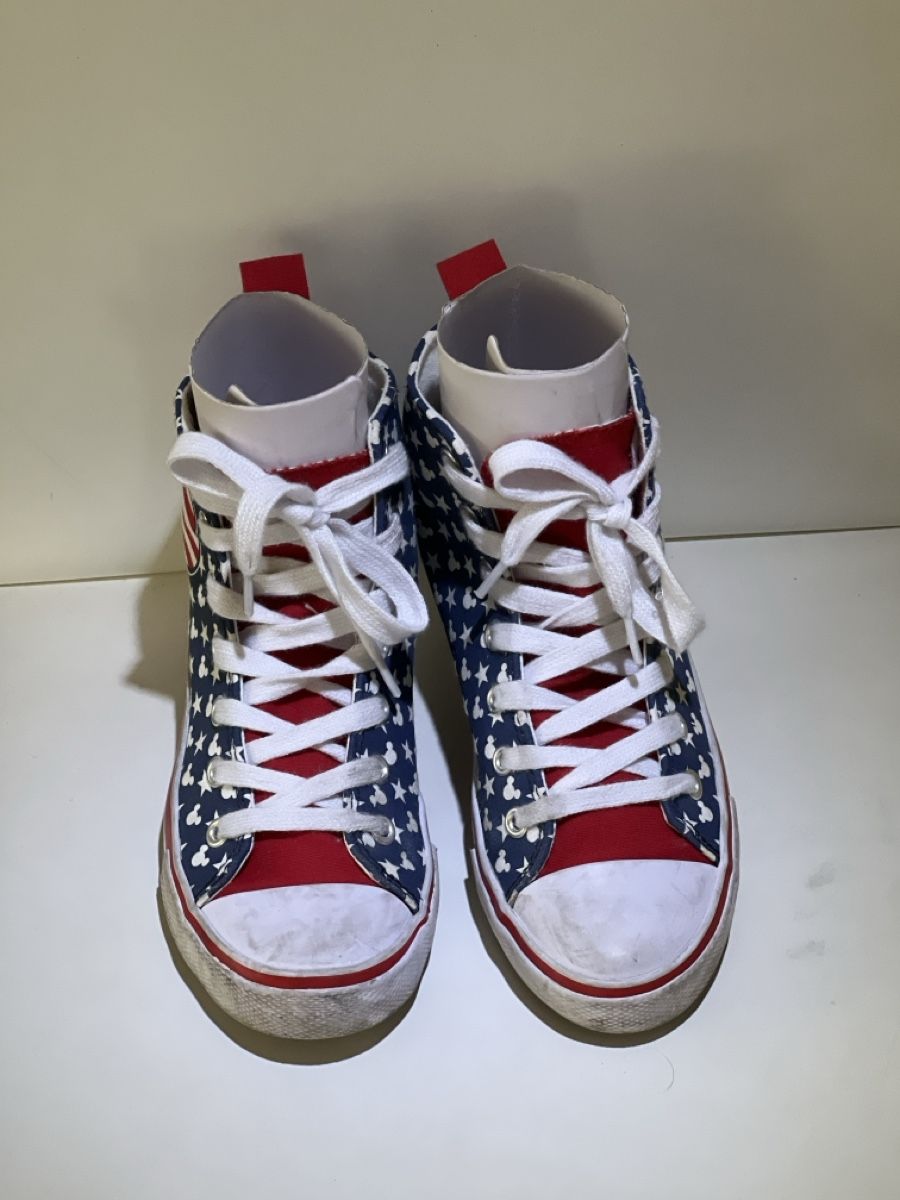 Scarpe per ragazze: Mickey Mouse Chucks Stars and Stripes Gr. 35 – Usato da Buchrain venduto da mir_c5wl