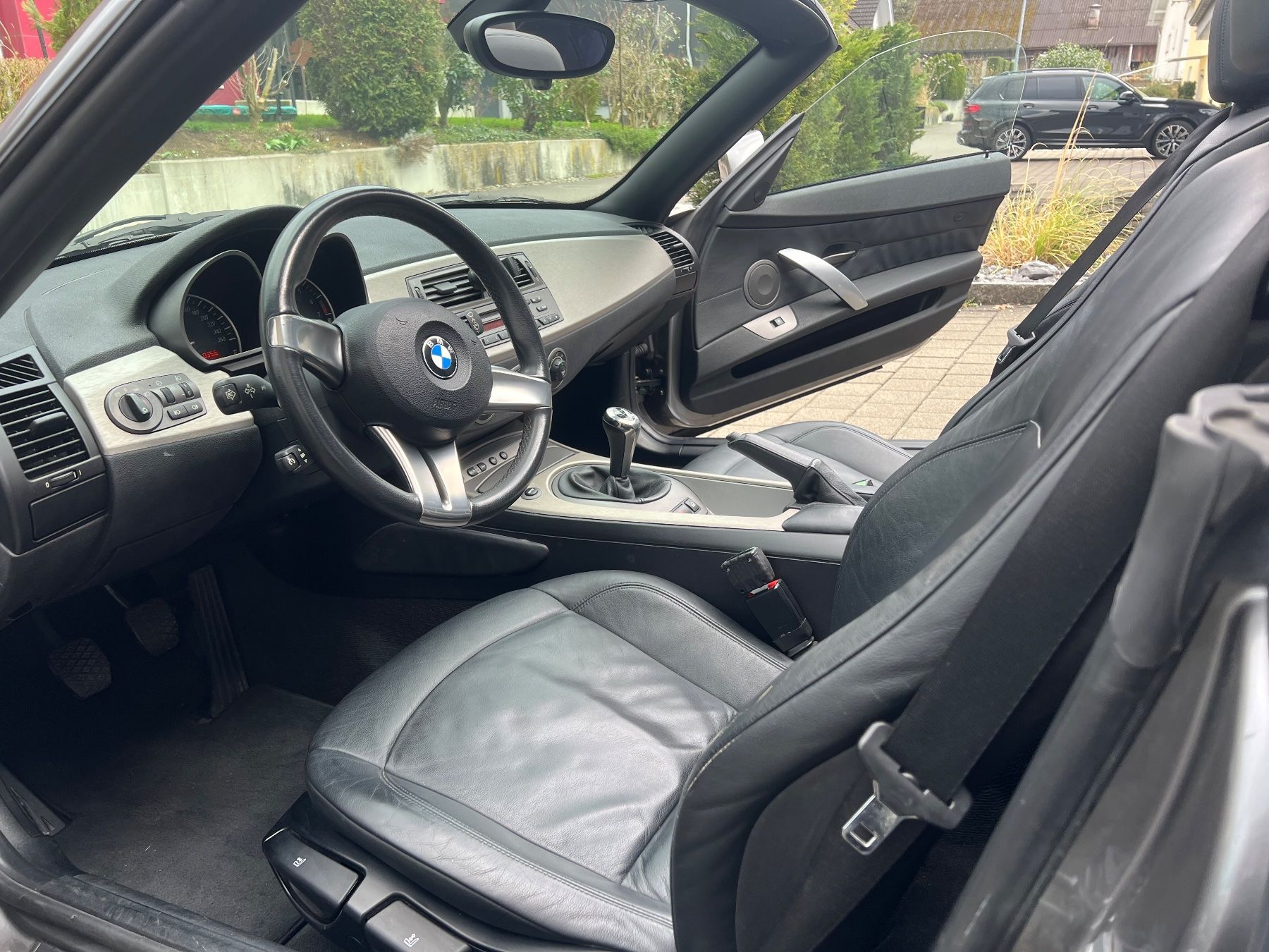 BMW Autos: BMW Z4 Roadster 3.0 Cabrio – Gebraucht aus Schänis von donpico 7