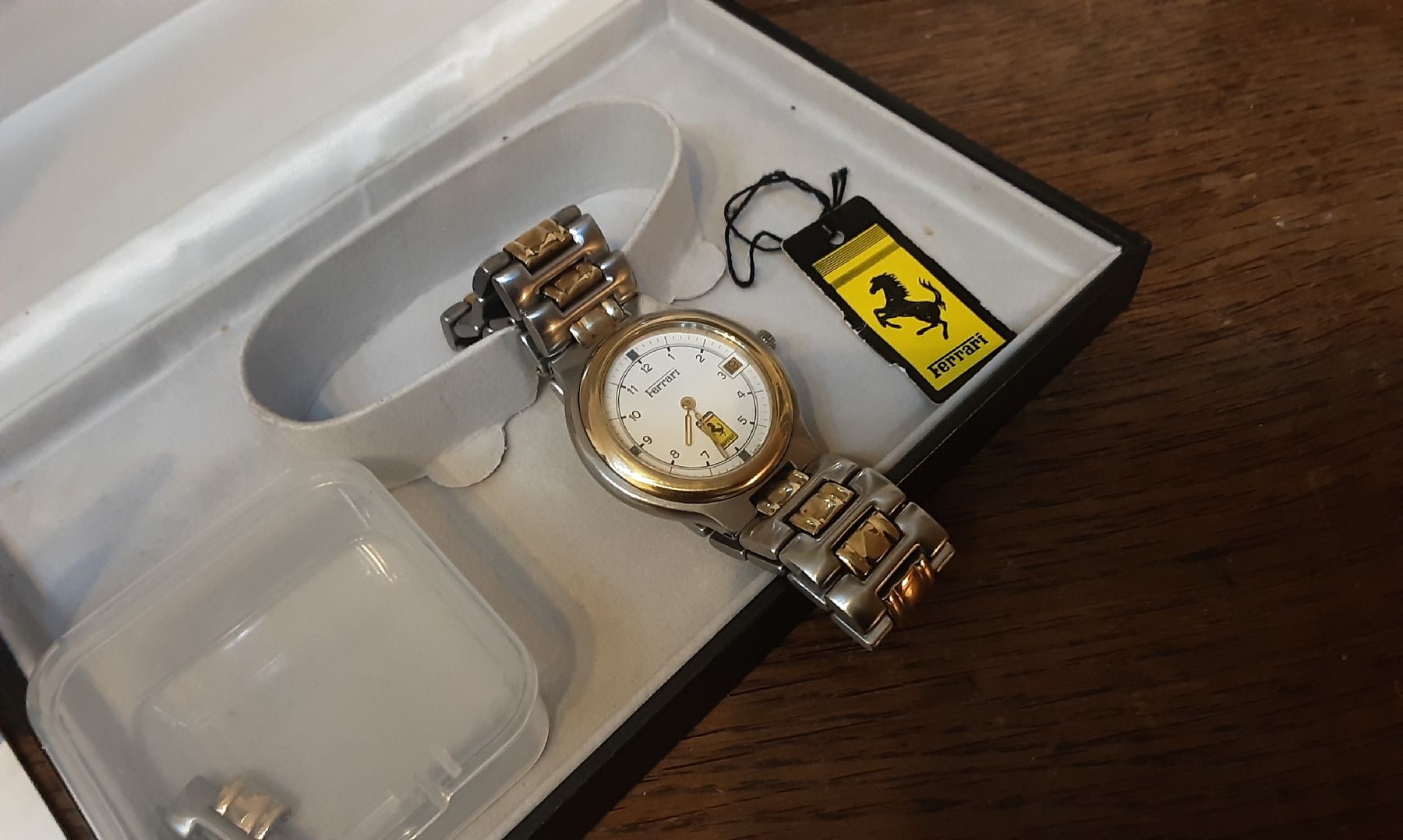 Ferrari Orologi: Montre FERRARI 32 mm quartz – Usato da Neuchâtel venduto da wyl_zxp8 1