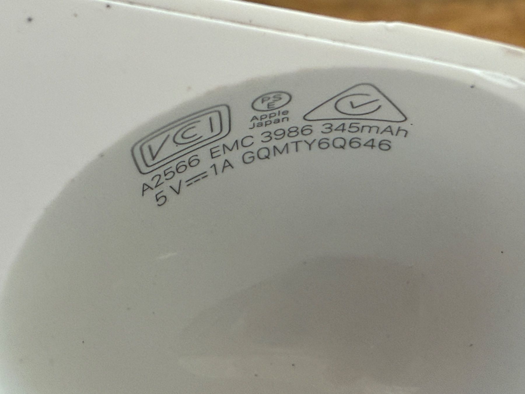 Apple Kopfhörer: APPLE AirPods 3 Charging Case – Gebraucht aus Lausanne von Nine1982 3