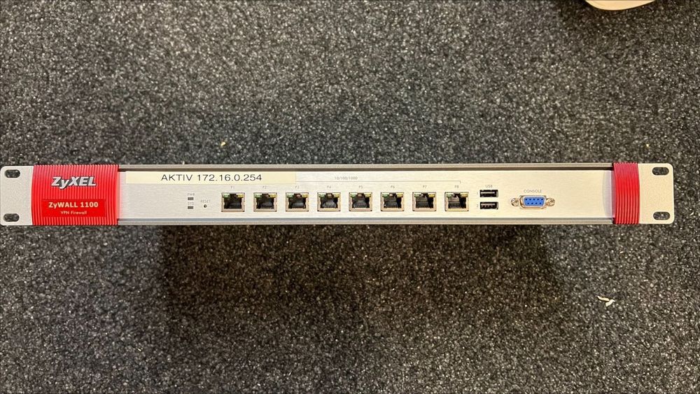 ZyWall 1100 gebrauchte Highend VPN Firewall Kaufen auf Ricardo