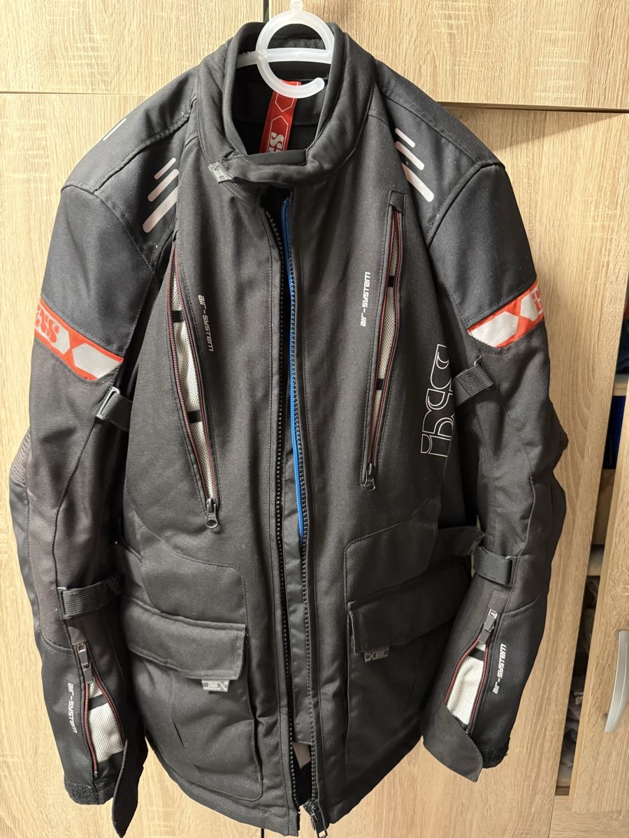 IXS Giacche: GoreTex IXS Jacke und Hose – Usato da Männedorf venduto da Rono