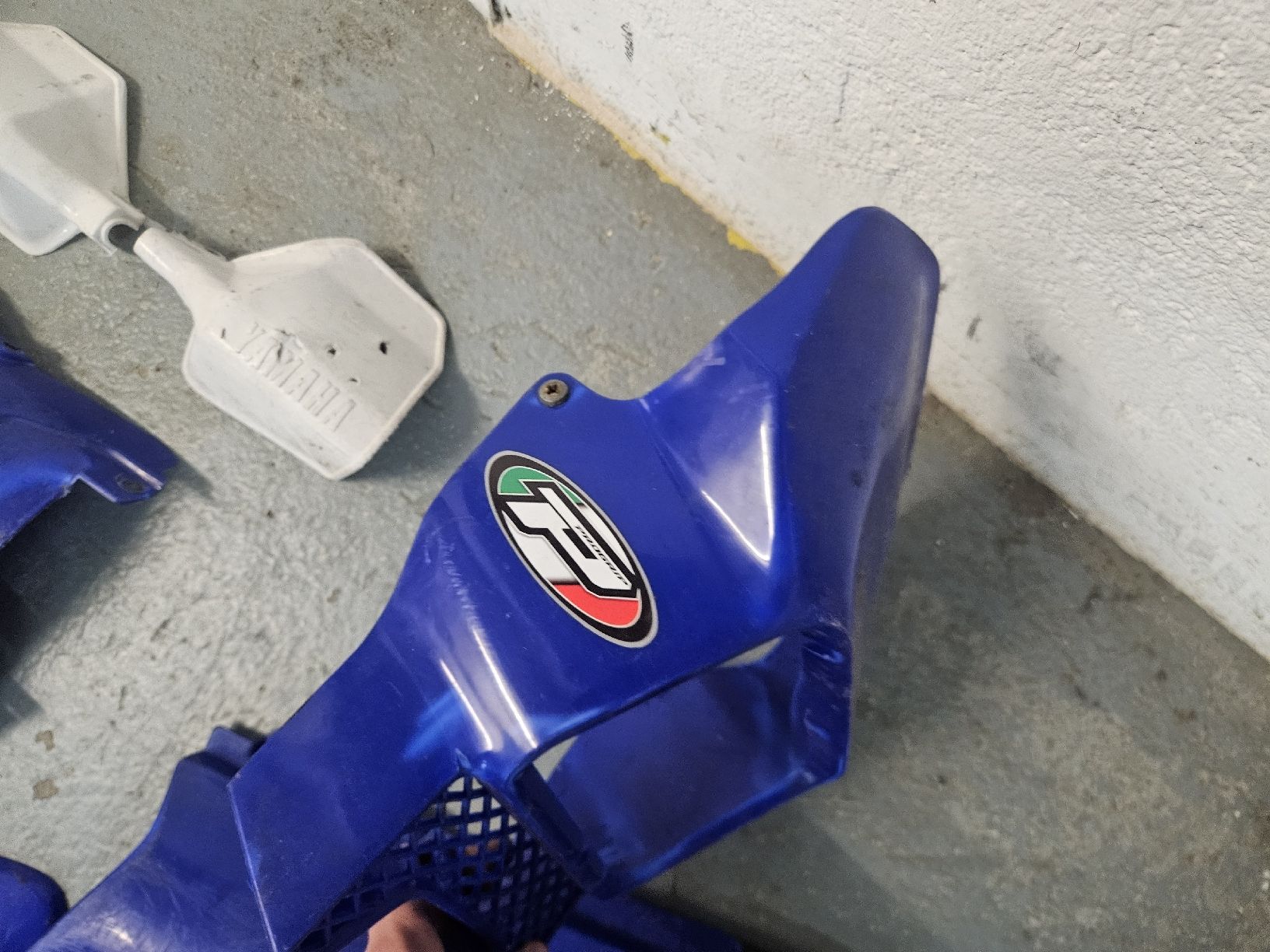 Yamaha Tutti i ricambio per moto: Yamaha DT 125 Plastics Verkleidung – Usato da Mellingen venduto da jea_hkf9 6