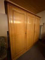 Kleiderschrank Massivholz 3-türig