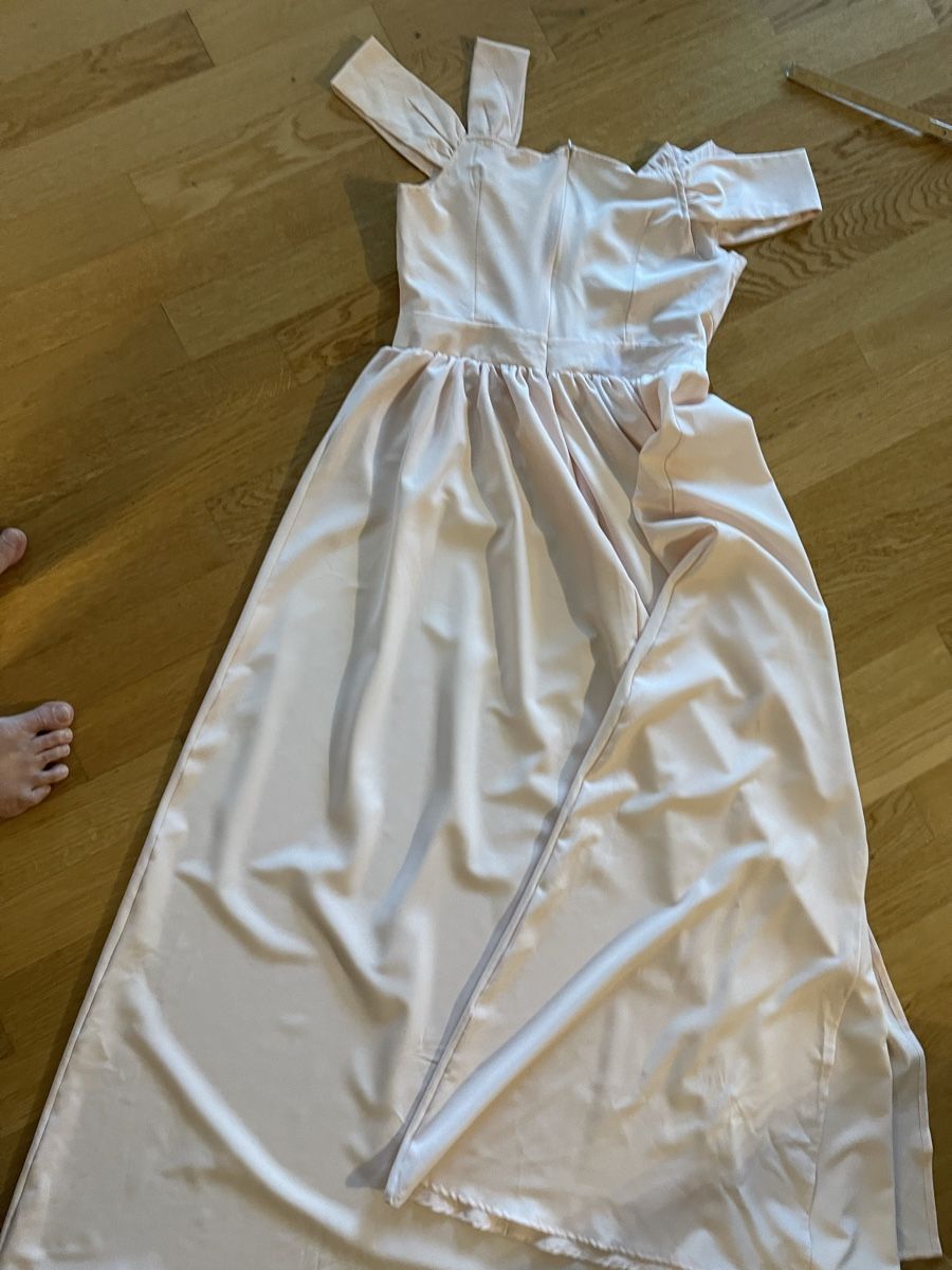 Vestiti: Kleid Grösse 40 EU – Usato da Rüschlikon venduto da Lajniii 3
