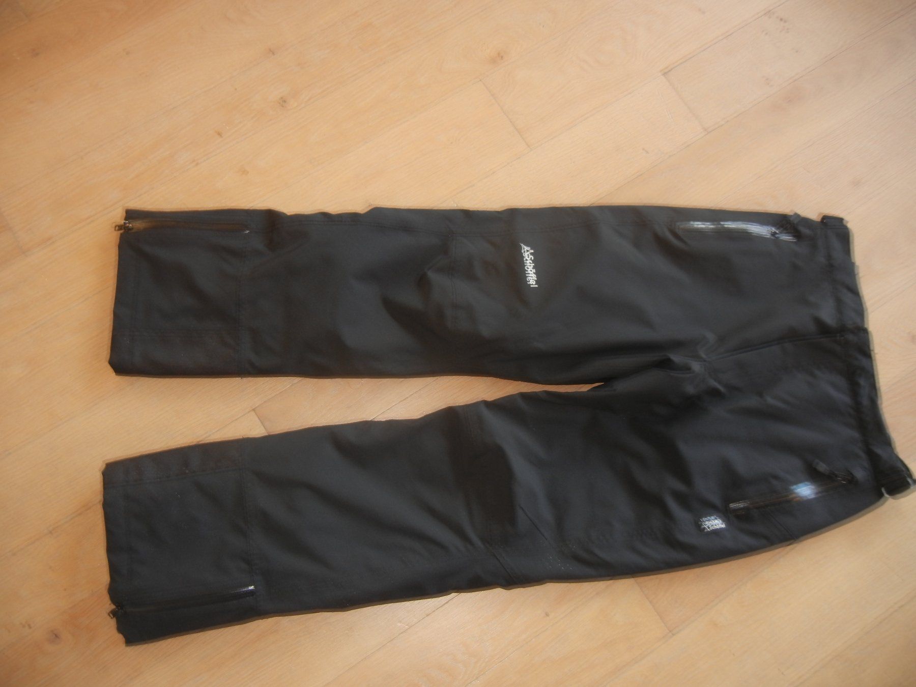 Schoeffel Pantaloni: Skihosen Schöffel schwarz Grösse 48 – Nuovo (secondo la descrizione) da Langendorf venduto da sonntag10