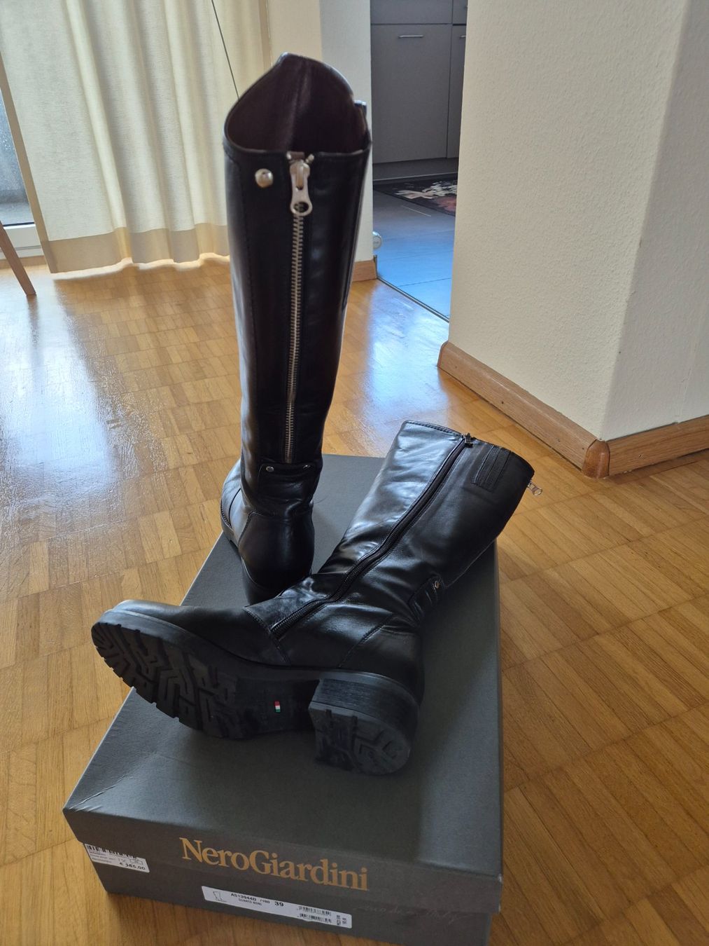 Chaussures femmes: Lederstiefel, Gr. 39 – D'occasion à Muttenz par Subito11