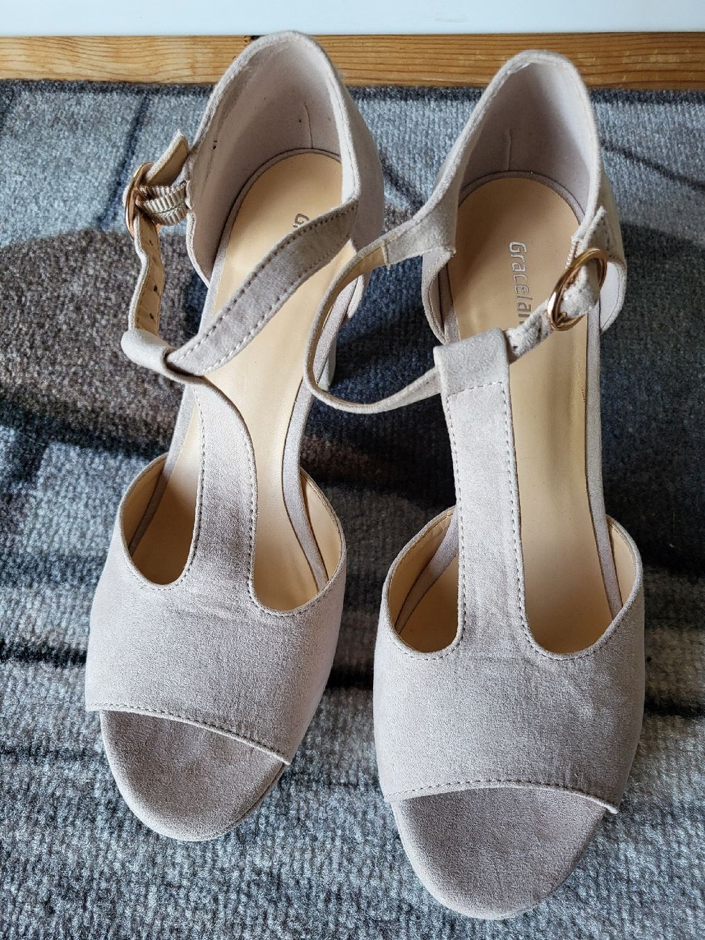 Graceland Scarpe da donna: Pumps Graceland – Nuovo (secondo la descrizione) da St. Gallenkappel venduto da Corfla 1
