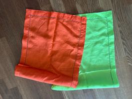 2x Tischläufer (grün/orange)