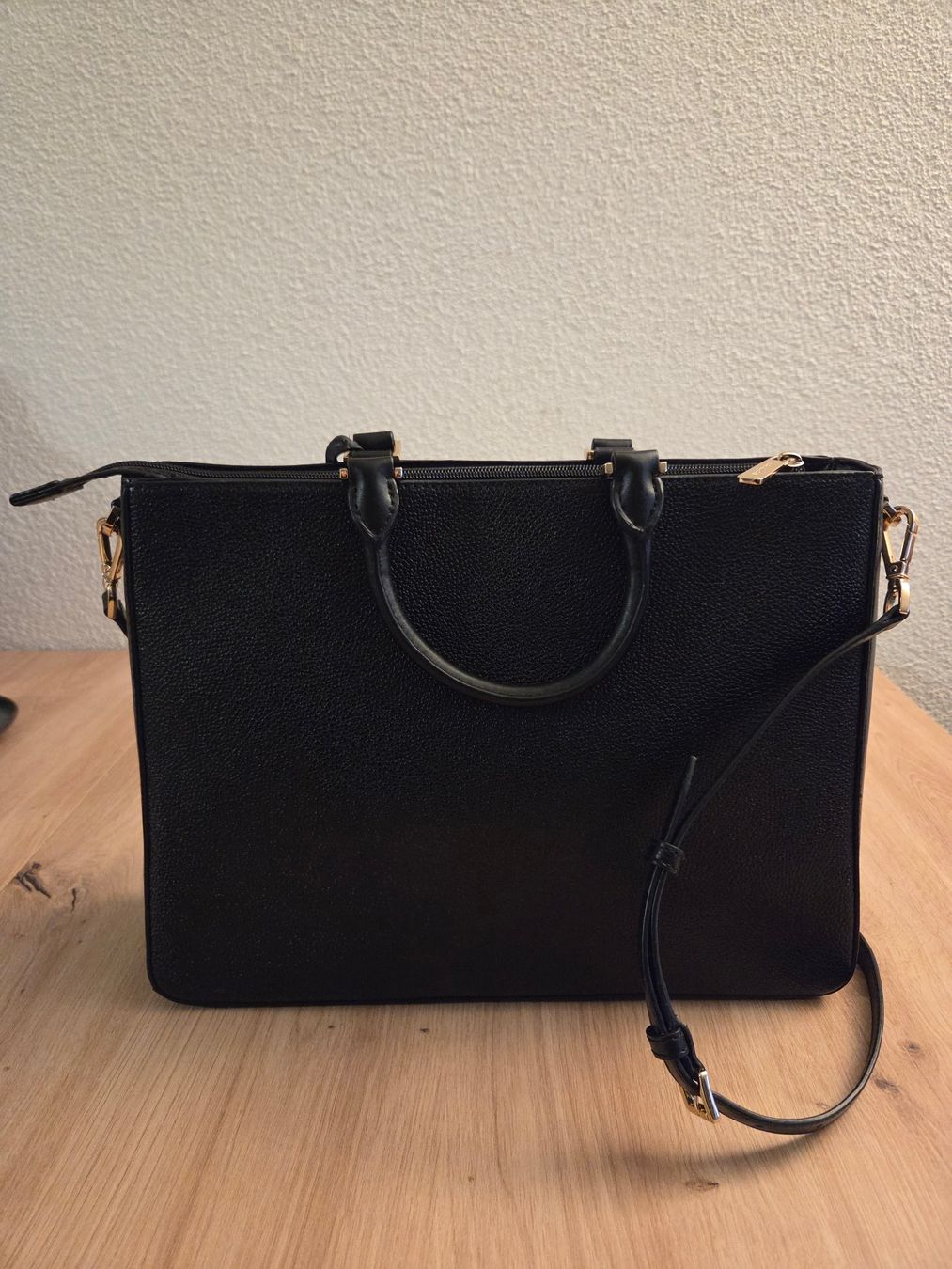 Michael Kors Sacs femmes: Michael Kors Ledertasche – D'occasion à Bülach par Kinotsu 1