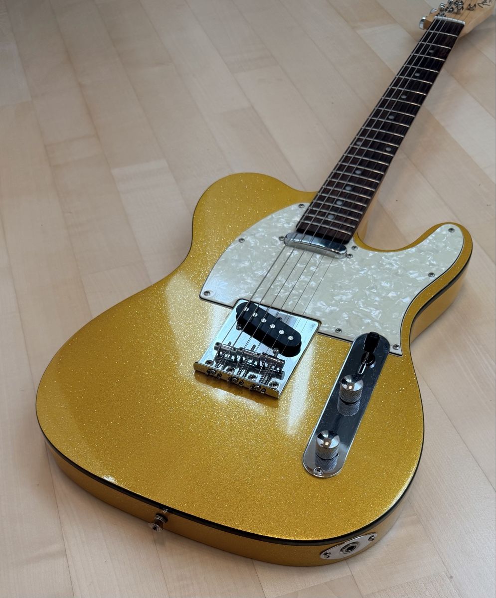 Fender Strumenti musicali: FENDER Telecaster flickeryellow – Usato da Walkringen venduto da Flyover 1