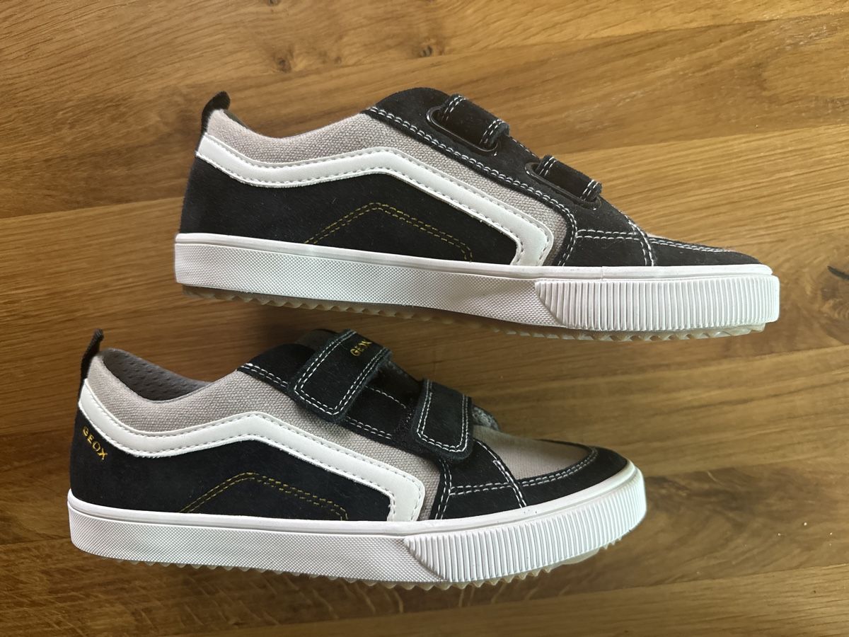 Geox Scarpe per ragazzi: Neue Schuhe von Geox Gr. 33 – Nuovo (secondo la descrizione) da Frauenkappelen venduto da leola1973 2