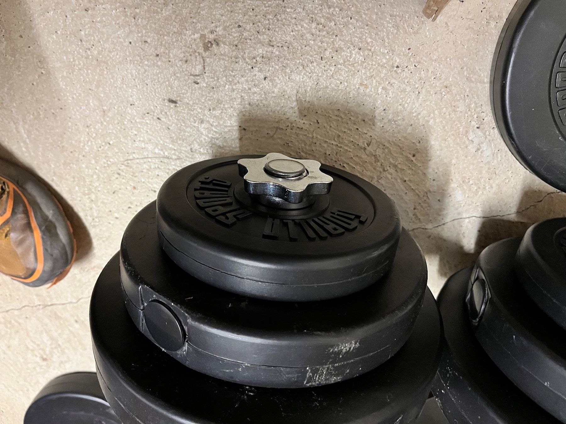 Hanteln & Gewichte: Adjustable Dumbbells Set - Home Gym - Winter Workout🏋️ – Gebraucht aus Zürich von vsp85 1