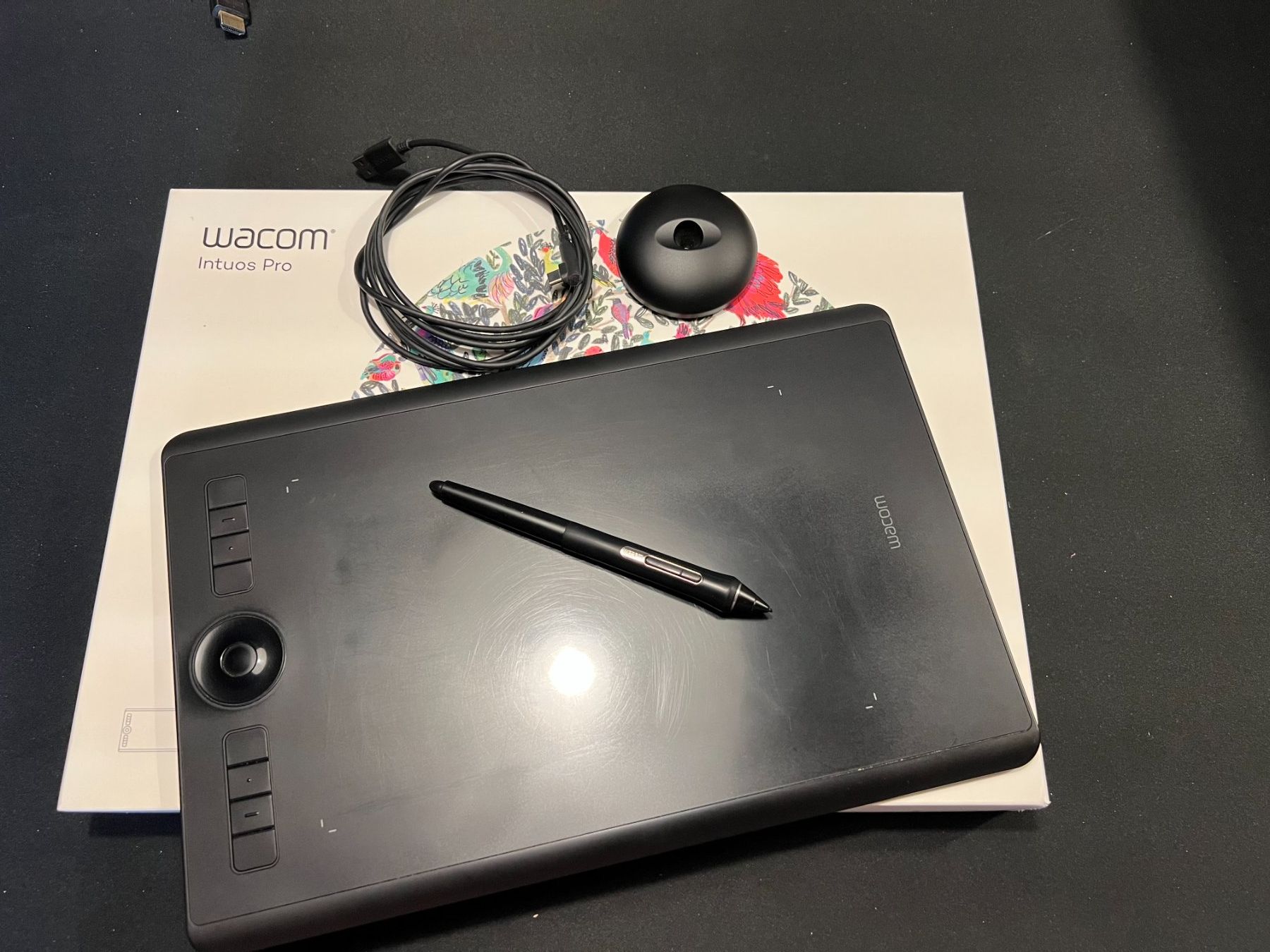 Wacom Tablettes PC: Wacom Intuos Pro Tablet – D'occasion à Uster par Stoessda