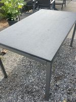 Granit Gartentisch, 140x70, massive Granitplatte