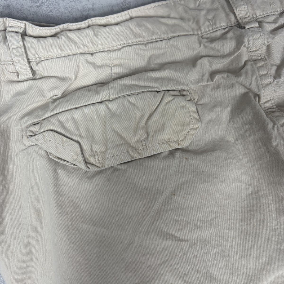 Pantaloni: Shorts cargo Lyle & Scott beige - W34  – Nuovo (secondo la descrizione) da Hauterive NE venduto da Leo_o 7