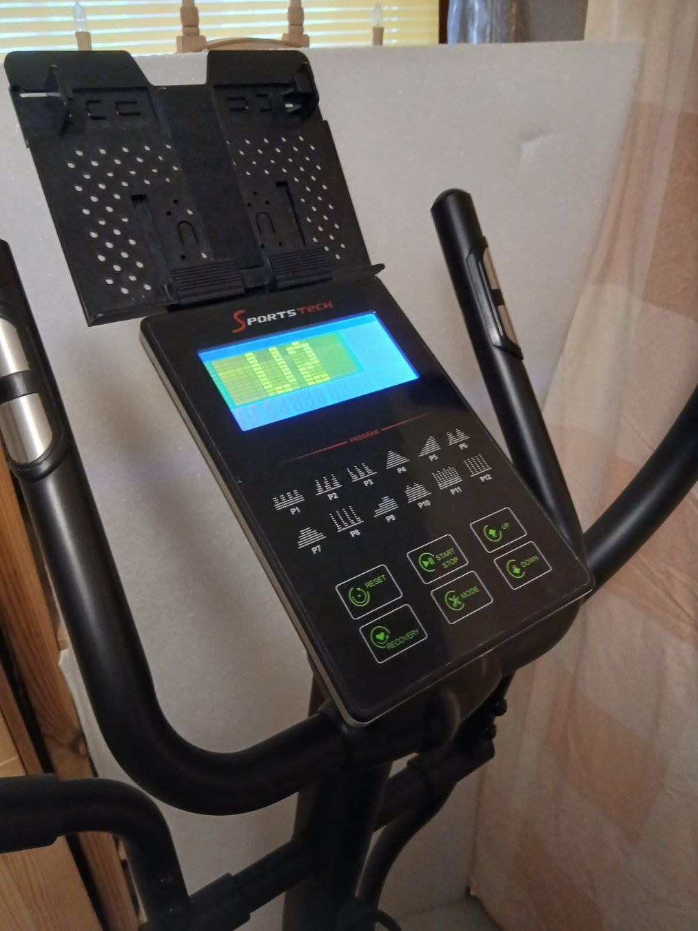 Sportstech Hometrainer: Sportstech CX2 Crosstrainer – Usato da Winterthur venduto da Schoenesausholz 4