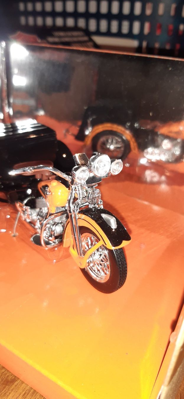 Maisto Modellbausätze & Standmodelle: Harley Davidson Servi Car 1:18 Maisto – Gebraucht aus Fehraltorf von STEMAC01TK 5