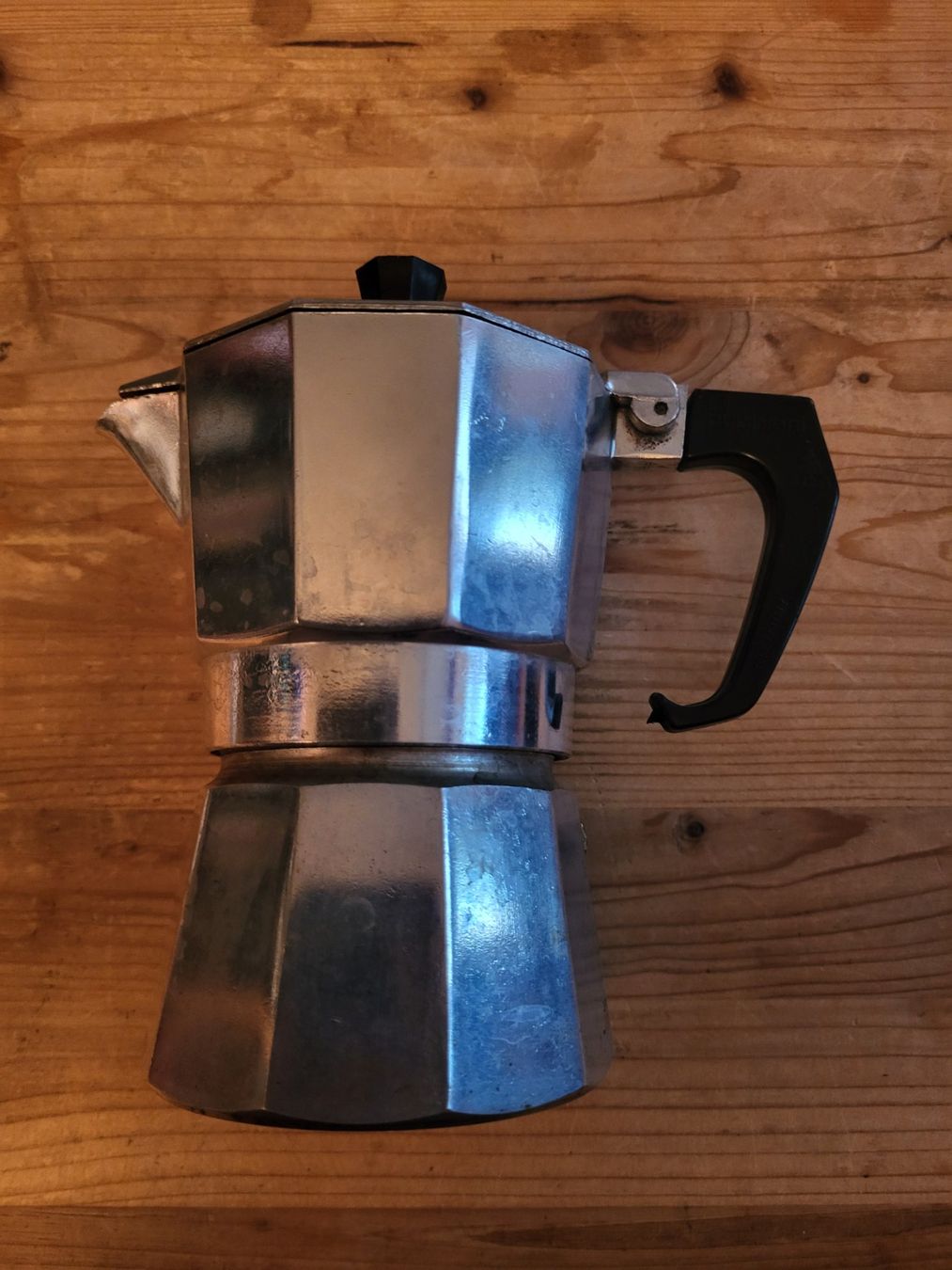 Kaffeemaschinen & Espressomaschinen: kleiner, italienischer Espressokocher – Gebraucht aus Guggisberg von Aegertenlehn