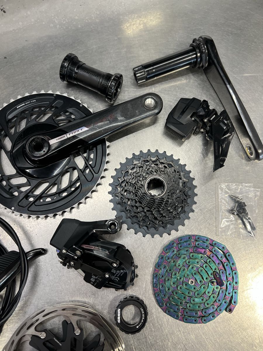 Sram Pièces détachées: Sram Force AXS 2x12 Groupset – Neuf (Voir description) à Bern par 35_bbw 1