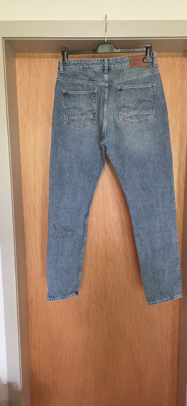 Jeans: ripped Jeans – Usato da Sigriswil venduto da Fischli_3600 1