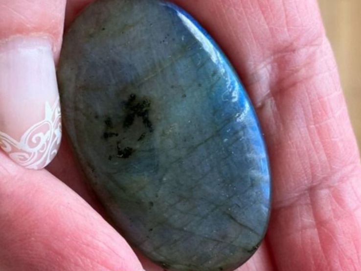 Edelsteine: SALE 68.30 ct Blau Labradorit Cabochon Edelstein Labradorite – Neu (gemäss Beschreibung) aus Prilly von ilyria73