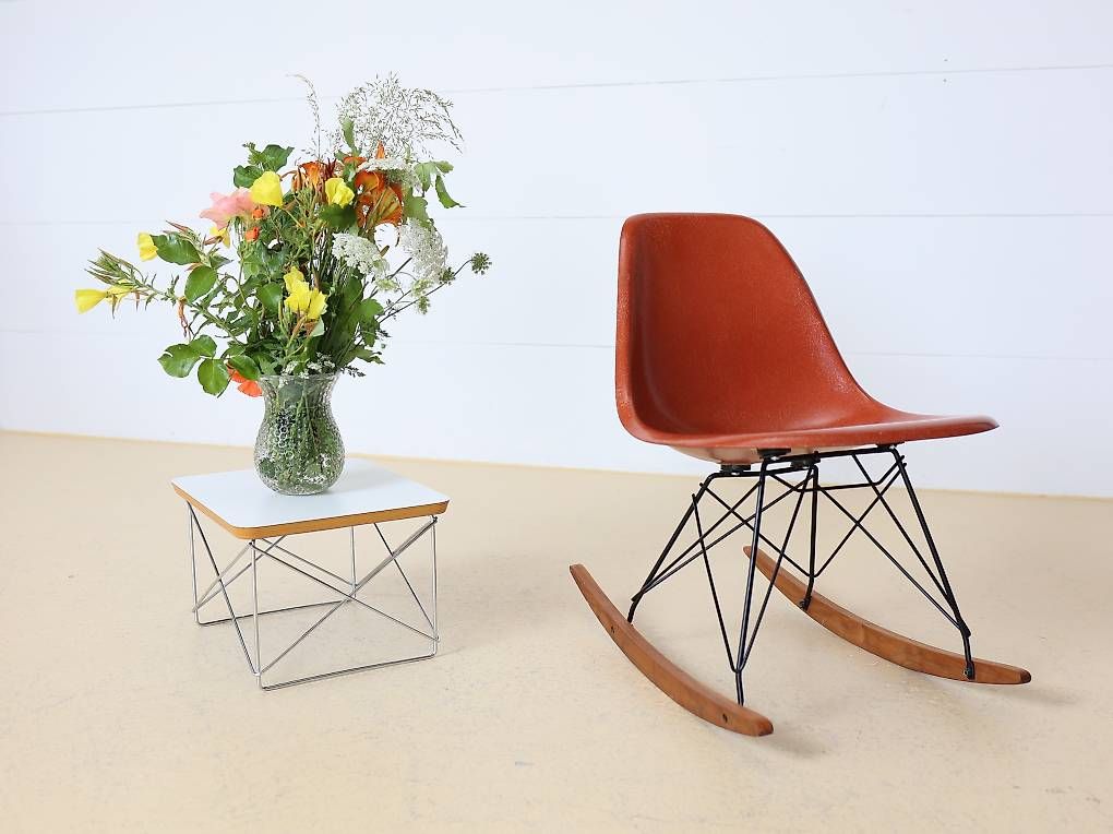 Eames Sedie: Eames Schaukelstuhl, Hermann Miller – Usato da Meinisberg venduto da atelier_TILIJA
