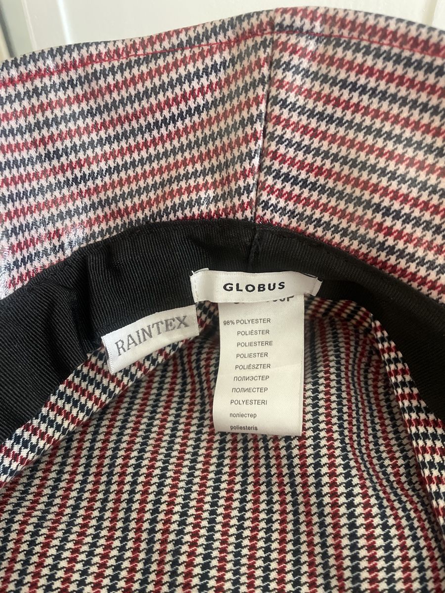 Copricapi, berretti & cappellini: Globus Mütze – Usato da Zürich venduto da MDecor 1