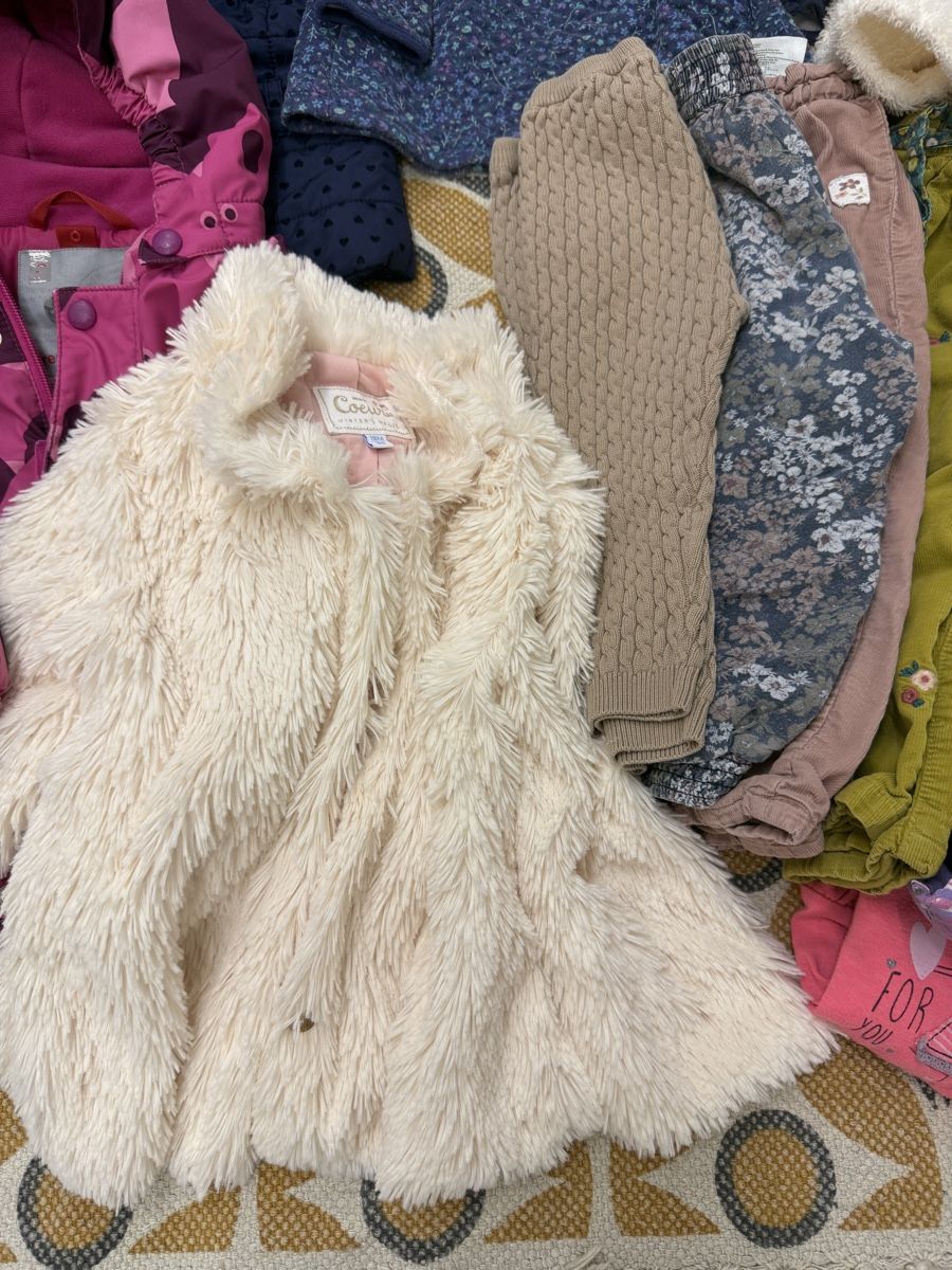 Lotti & Set di vestiti: Mädchen Kleiderpaket Grösse 86 Winter – Usato da Oberrohrdorf venduto da Rgf_b21 6