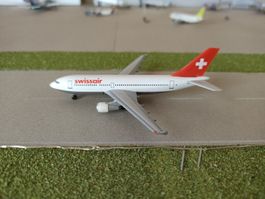 Herpa A 310-322 Flugzeugmodell 1:500 Swissair