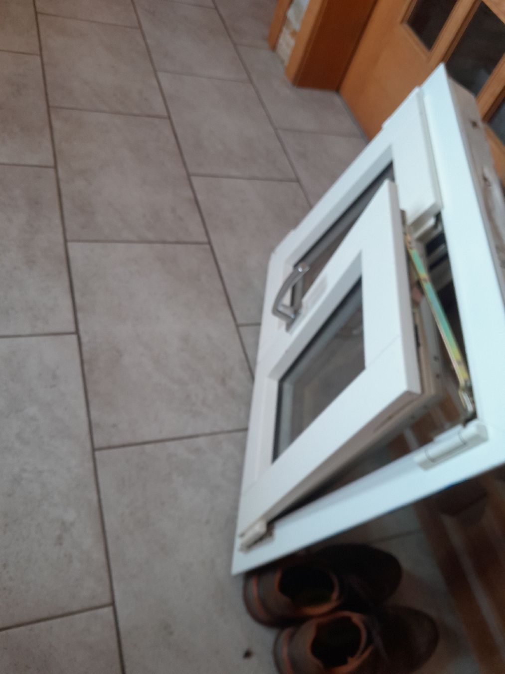 Fenêtres: Fenster klein – D'occasion à Marbach LU par san_8kt5 1