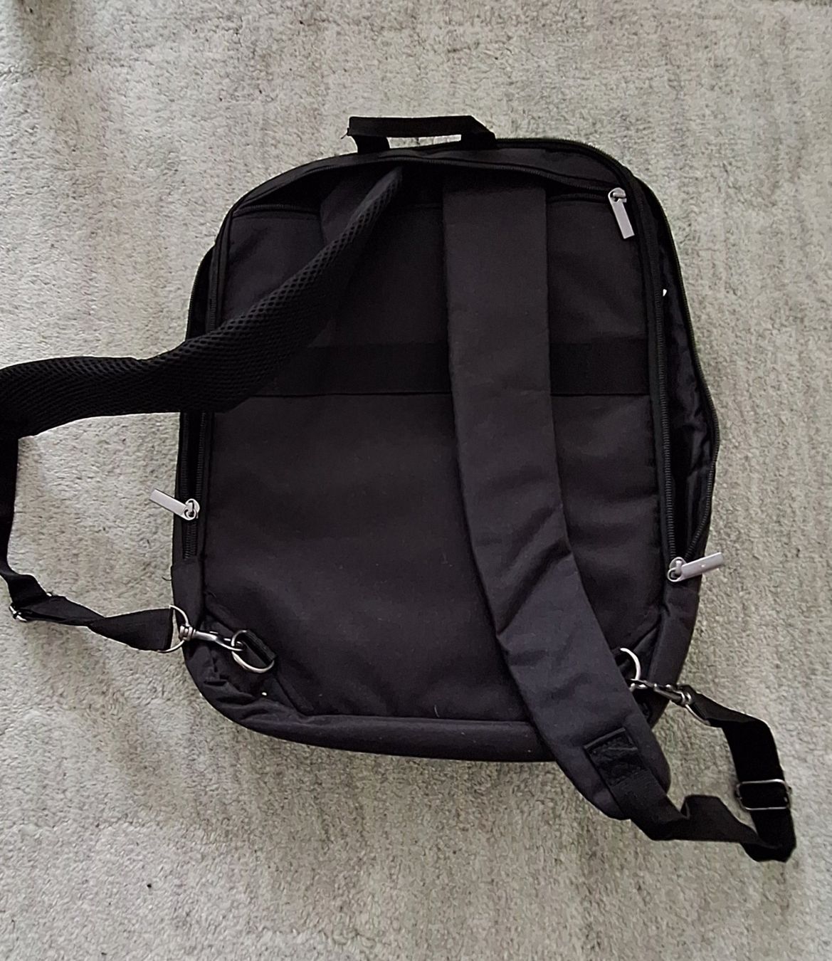 Zaini: Laptoptasche (auch ein Rucksack) gebraucht – Usato da Luzern venduto da 9money9 5