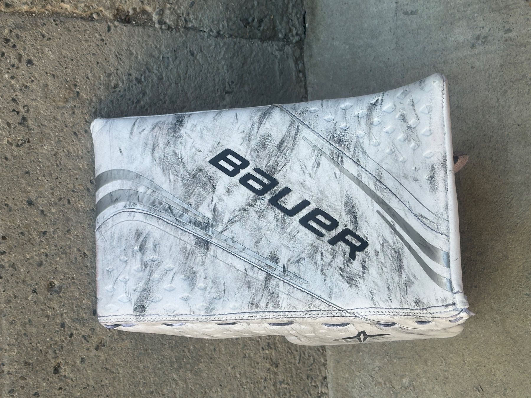 Guanti & manicotti: Eishockey Torhüter Blocker rechts. – Usato da Messen venduto da her_6hk6 1