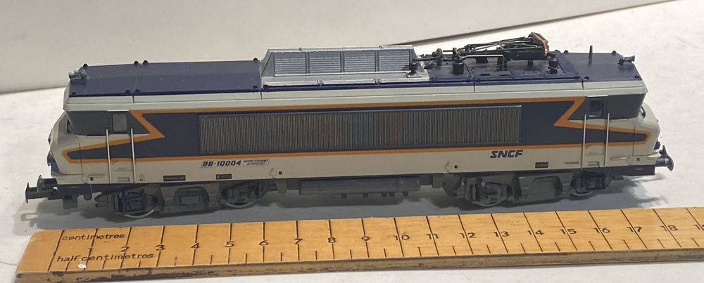 Roco 04167A - Locomotive électrique type BB 10004 ep IV de la SNCF en