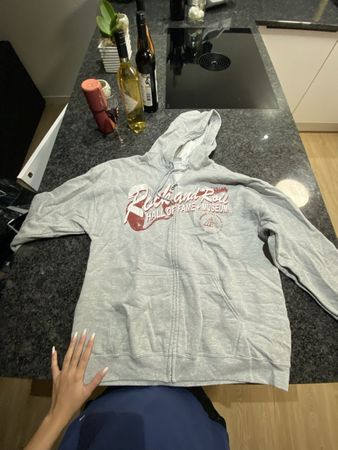 Rock and Roll Hoodie Zipper Grau, bequemer Herbst Begleiter!