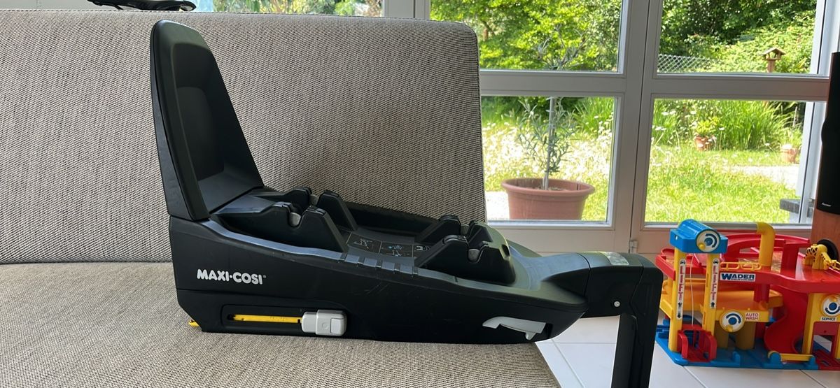 Maxi-Cosi Auto-Kindersitze: Maxi Cosi - Isofix – Gebraucht aus Abtwil SG von JjohnMcGilbert 1
