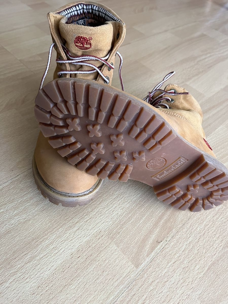 Timberland Scarpe da donna: Timberland Winterschuhe – Usato da Chur venduto da Pala91 1