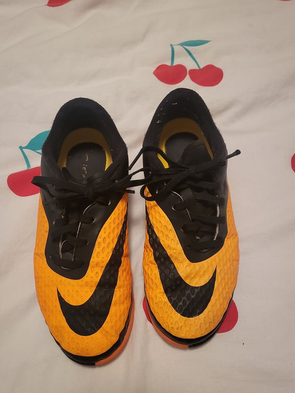 Nike Scarpe da uomo: Nike Fussballschuhe gr 36 – Usato da Dietikon venduto da Eleda